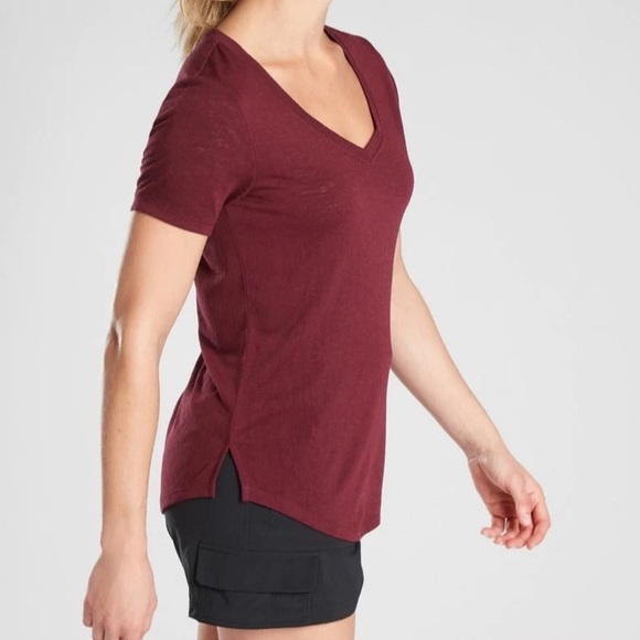 Athleta Tops - Athleta V-Neck Athletic Breezy Scoop T-Shirt in Burgandy Medium NWOT